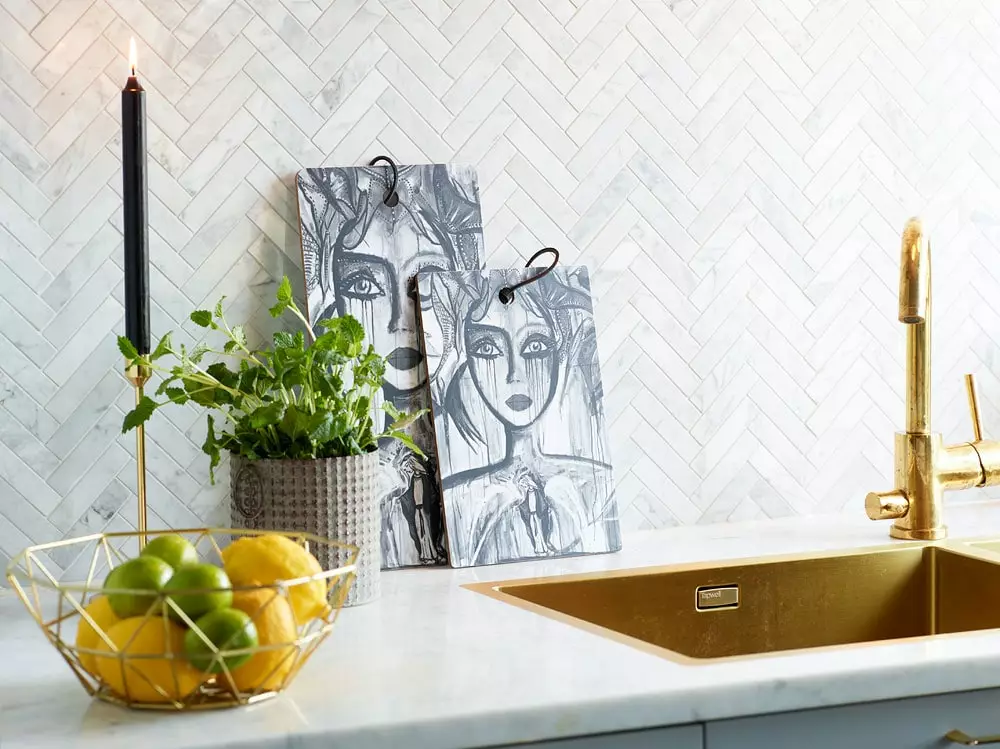 Carolina Gynning Slice Cutting Board 29,5 X 19,5 Cm, Black/White 4 Carolina Gynning Slice Cutting Board 29,5 X 19,5 Cm, Black/White - Afbeelding 2