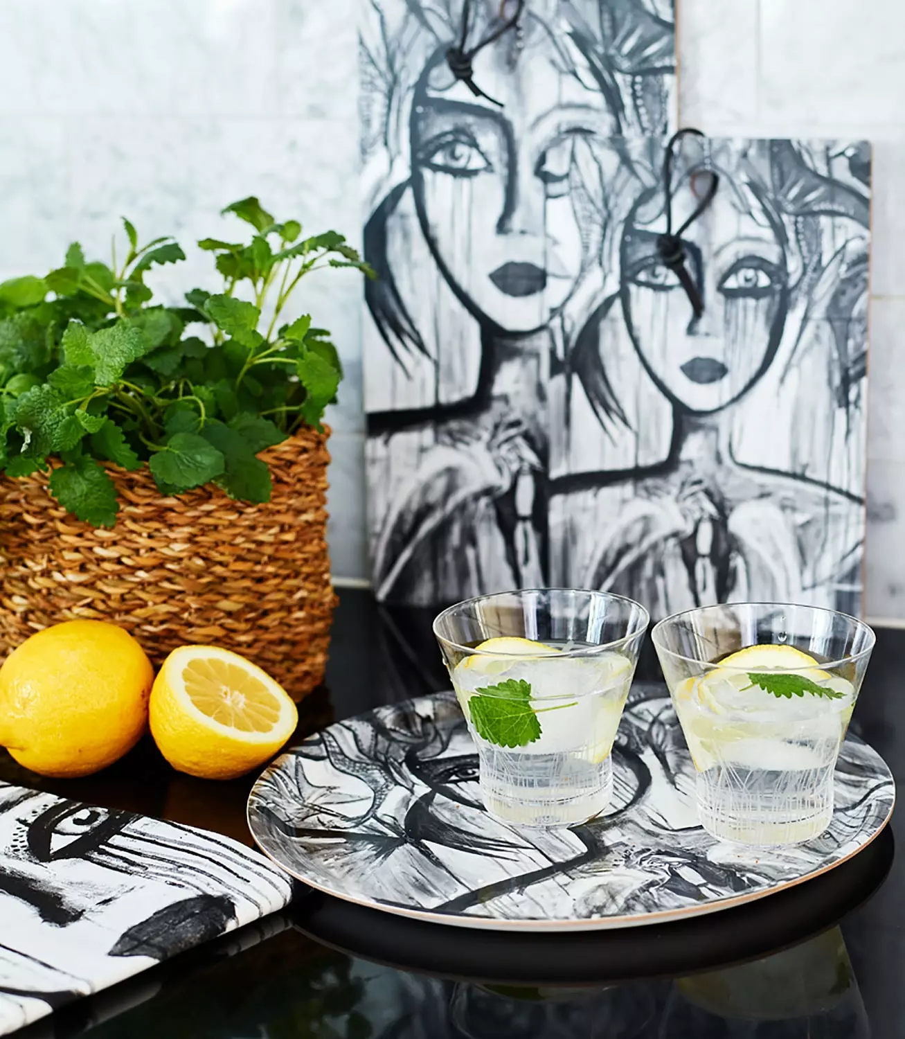 Carolina Gynning Slice Cutting Board 29,5 X 19,5 Cm, Black/White 6 Carolina Gynning Slice Cutting Board 29,5 X 19,5 Cm, Black/White - Afbeelding 4