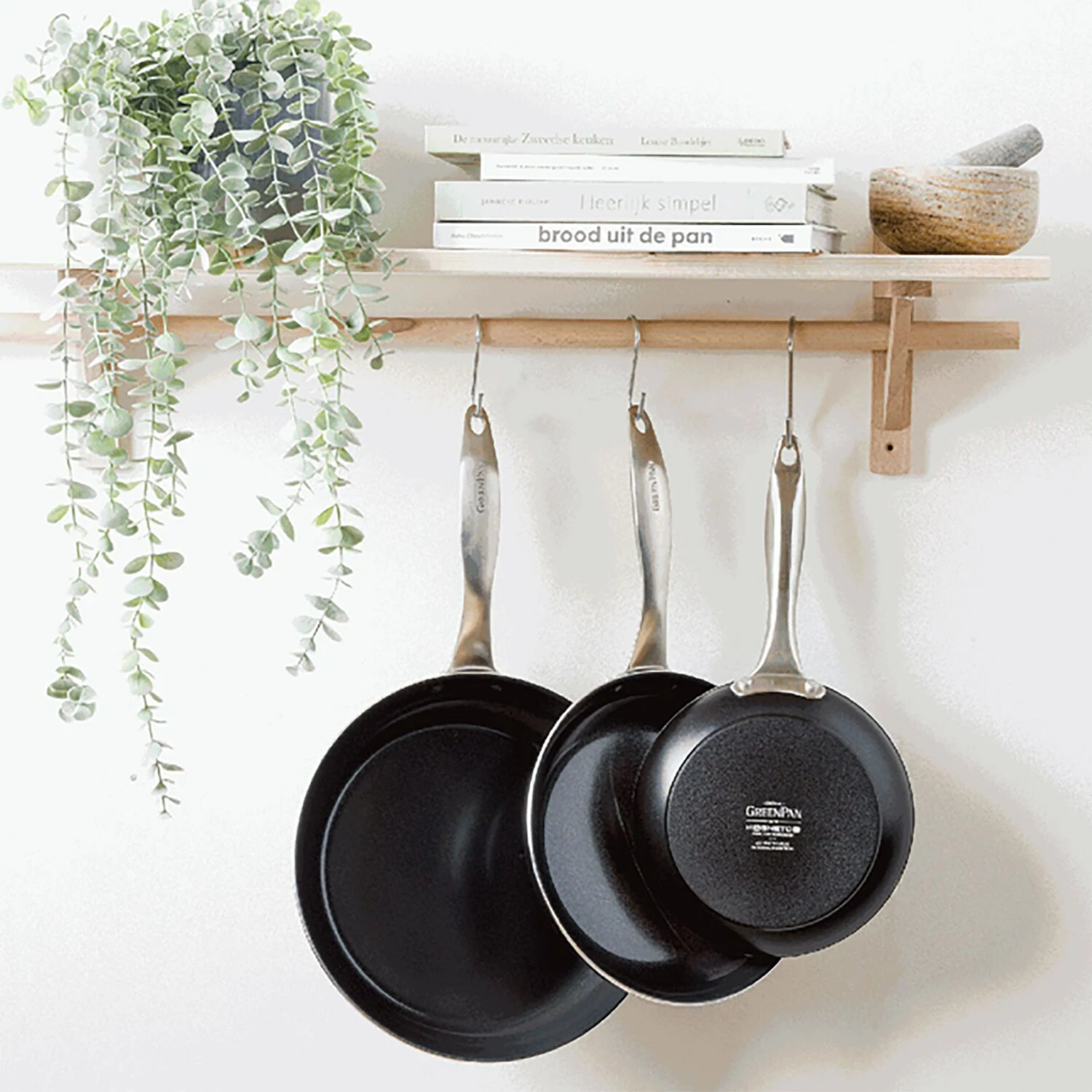 Greenpan Royal Koekenpan Zwart, 20 Cm 6 Greenpan Royal Koekenpan Zwart, 20 Cm - Afbeelding 4