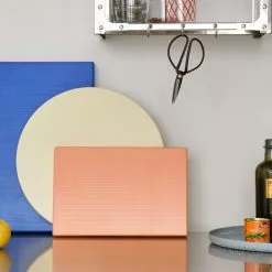 Hay Round Snijplank Large, Off-white 8 Hay Round Snijplank Large, Off-white -Potten & pannen Winkel hay round snijplank large off white 5 scaled