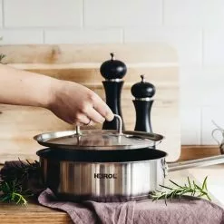 Heirol Cerasafe Pro Steelpan Met Deksel 24 Cm 3 L 10 Heirol Cerasafe Pro Steelpan Met Deksel 24 Cm 3 L -Potten & pannen Winkel heirol cerasafe pro steelpan met deksel 24 cm 3 l 4