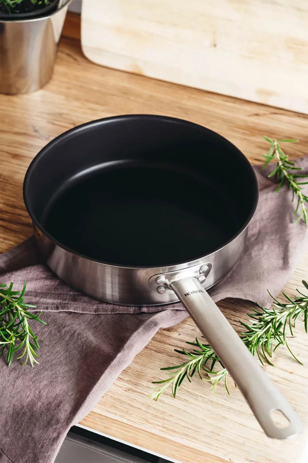 Heirol Cerasafe Pro Steelpan Met Deksel 24 Cm 3 L 7 Heirol Cerasafe Pro Steelpan Met Deksel 24 Cm 3 L - Afbeelding 5