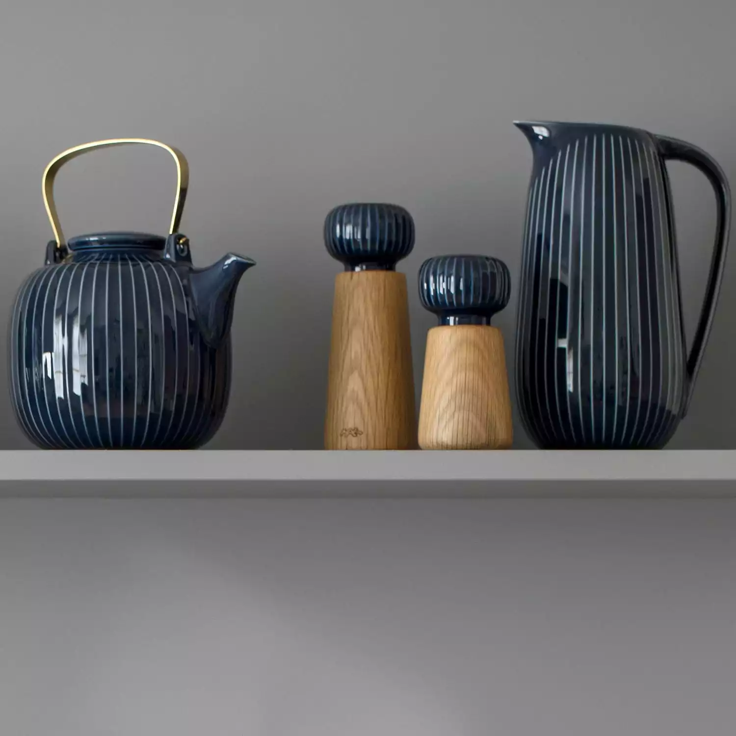 Kähler Hammershøi Spice Mill Large, Anthracite 8 Kähler Hammershøi Spice Mill Large, Anthracite - Afbeelding 6