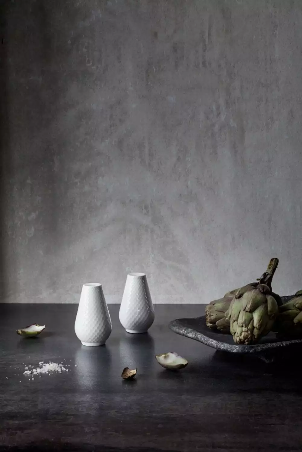 Lyngby Porcelæn Rhombe Salt & Pepper Set, White 5 Lyngby Porcelæn Rhombe Salt & Pepper Set, White - Afbeelding 3