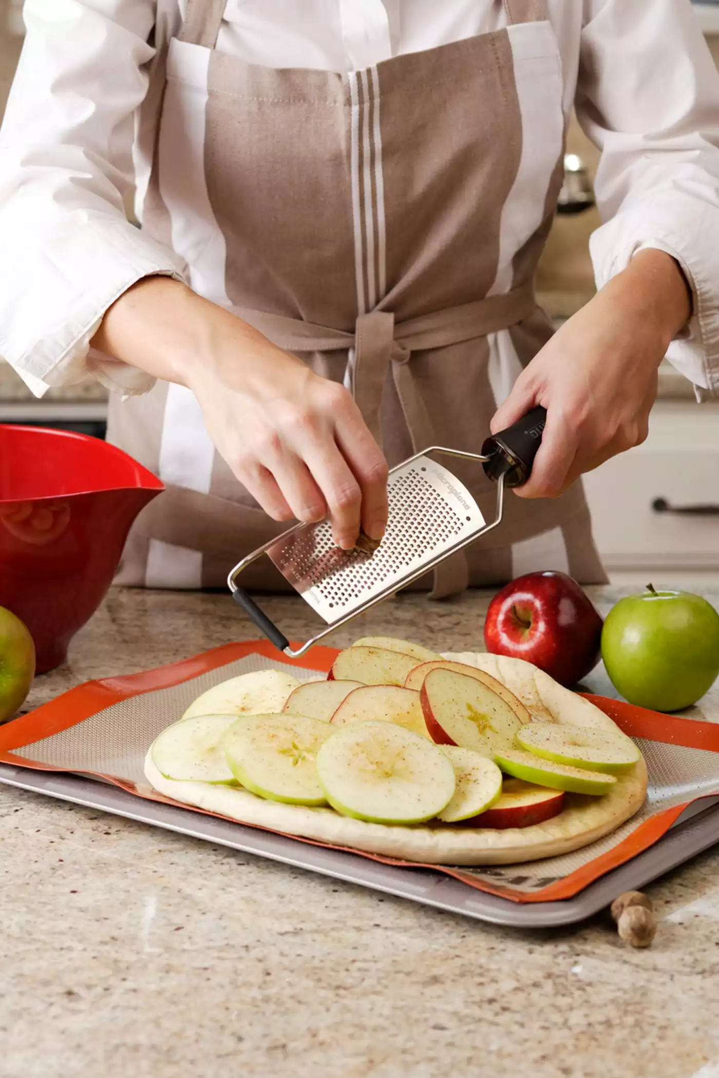 Microplane Gourmet Grater, Fine 4 Microplane Gourmet Grater, Fine - Afbeelding 2