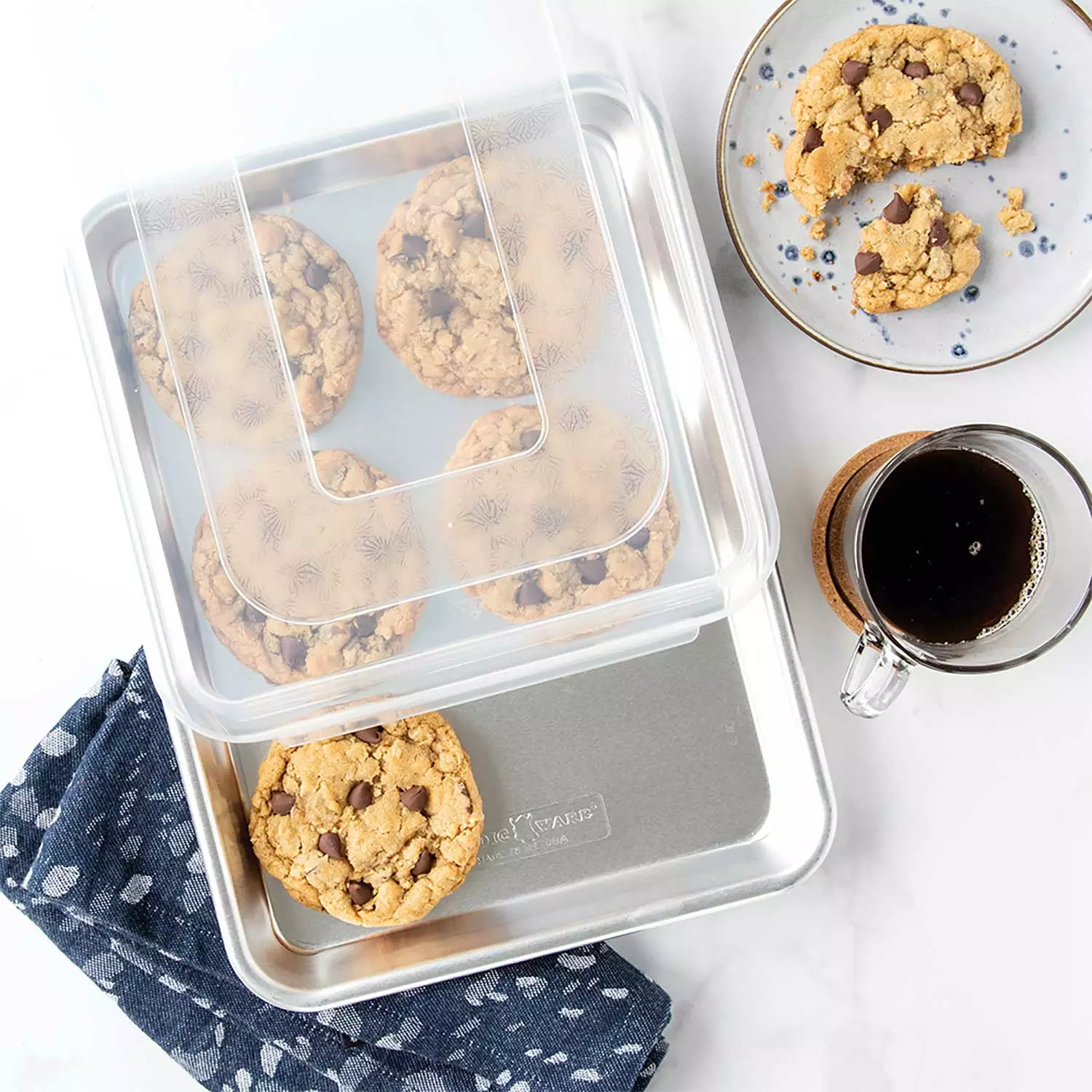 Nordic Ware Baker's Quarter Bakvorm Met Deksel 22x30 Cm 4 Nordic Ware Baker's Quarter Bakvorm Met Deksel 22x30 Cm - Afbeelding 2