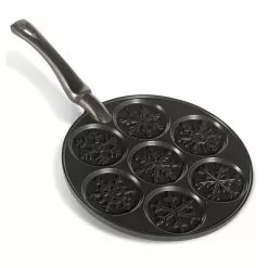 Nordic Ware Snowflake Pan