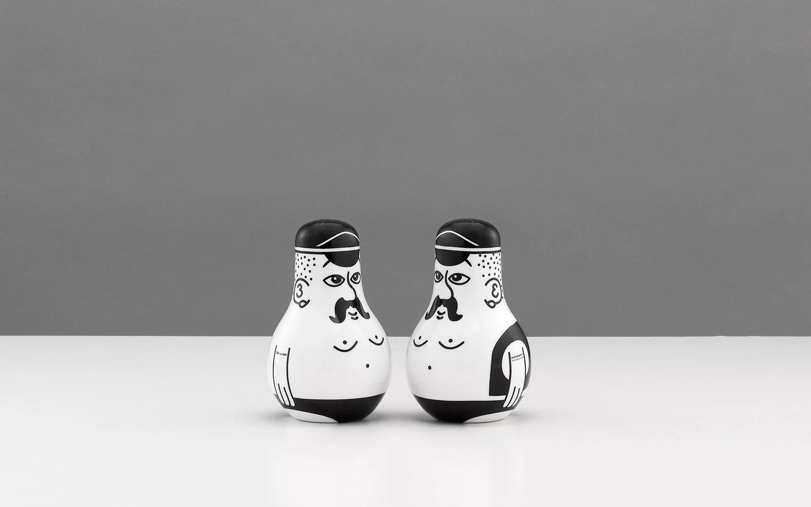 Normann Copenhagen Friends Salt & Pepper Caster 6 Normann Copenhagen Friends Salt & Pepper Caster - Afbeelding 4