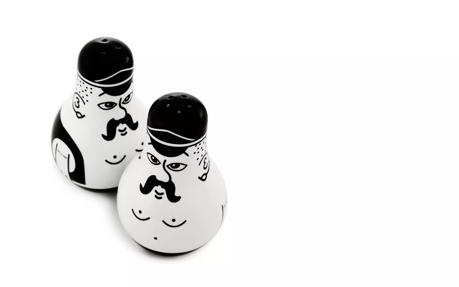 Normann Copenhagen Friends Salt & Pepper Caster 4 Normann Copenhagen Friends Salt & Pepper Caster - Afbeelding 2