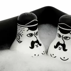 Normann Copenhagen Friends Salt & Pepper Caster 8 Normann Copenhagen Friends Salt & Pepper Caster -Potten & pannen Winkel normann copenhagen friends salt pepper caster 6