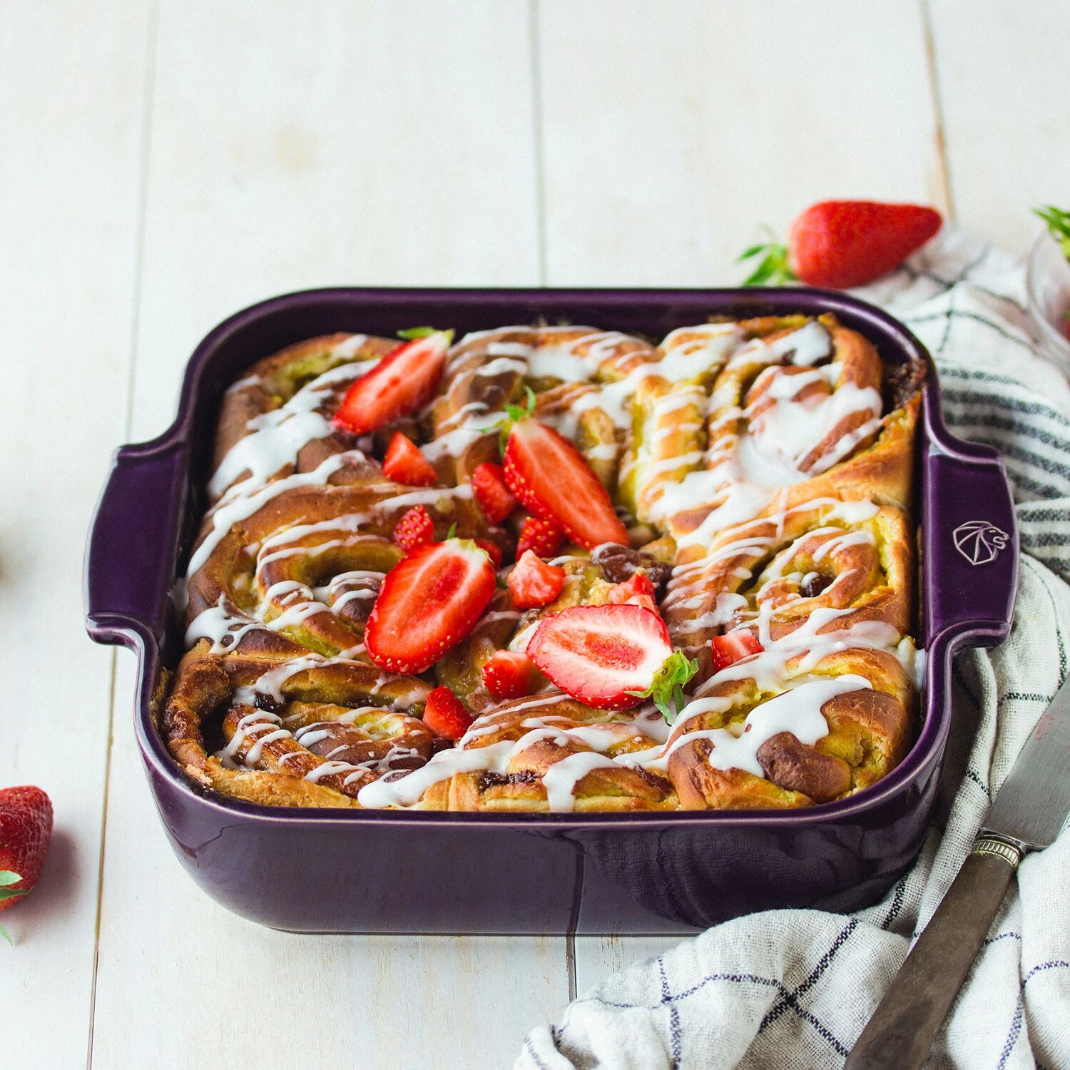 Peugeot Appolia Ovenschaal Eggplant, 36x36 Cm 4 Peugeot Appolia Ovenschaal Eggplant, 36x36 Cm - Afbeelding 2