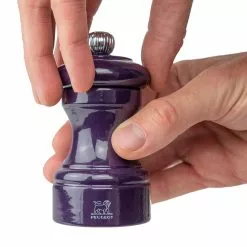 Peugeot Bistro Pepermolen 10 Cm, Eggplant -Potten & pannen Winkel peugeot bistro pepermolen 10 cm 29