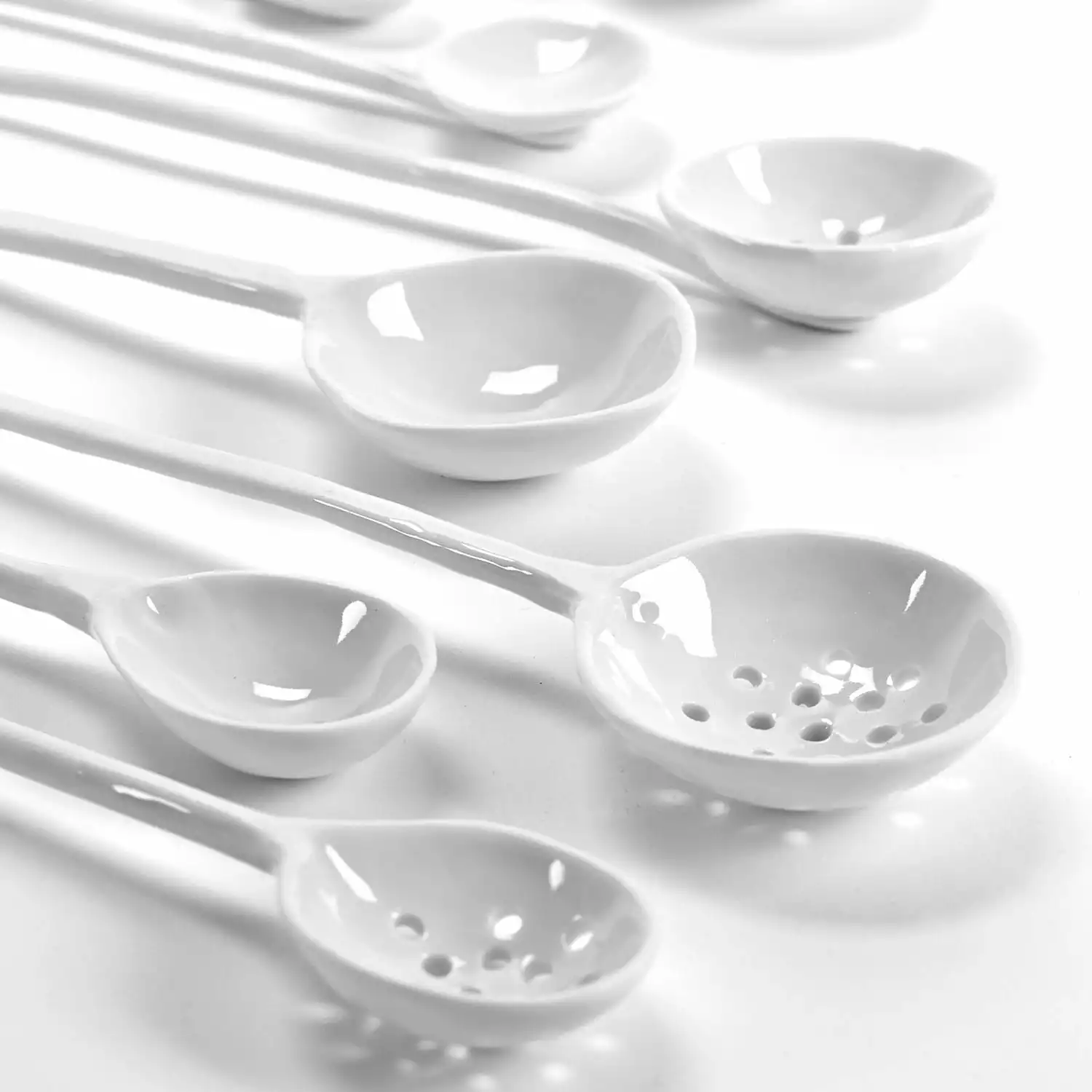 Serax Oval Strainer Spoon 28cm 5 Serax Oval Strainer Spoon 28cm - Afbeelding 3