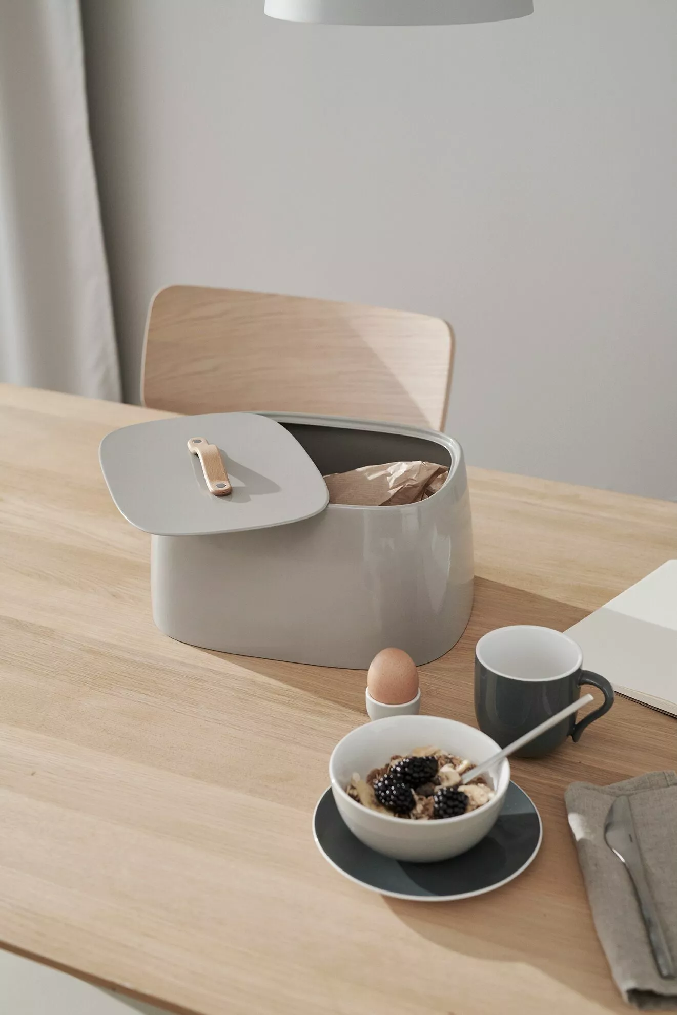 Stelton Emma Bread Box, Grey 5 Stelton Emma Bread Box, Grey - Afbeelding 3